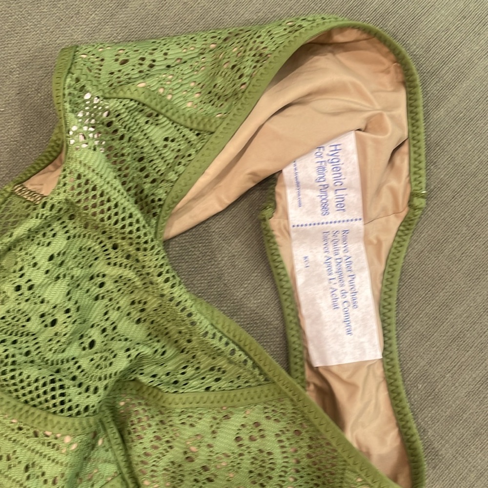BECCA | Show & Tell Plunge One-Piece Swimsuit | Size: Medium | Green | NWT - Picture 6 of 7